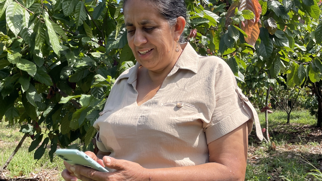 Nelly Marin, a farmer in Colombia using the AI app Agent Tierra.
